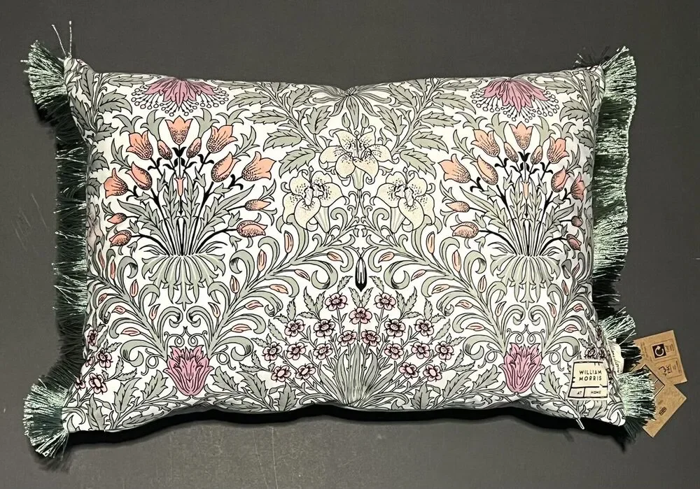 William Morris GARDEN Lavender Decorative Velvet Accent Pillow 24” X 16” Lumbar